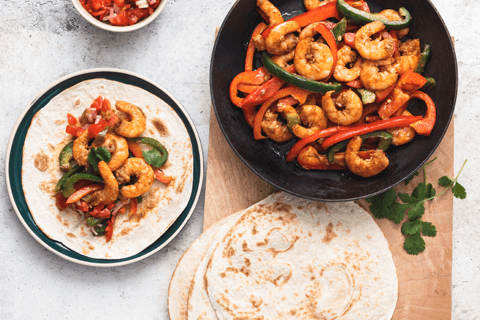 Fajitas de crevettes aux poivrons et Pico de Gallo hero